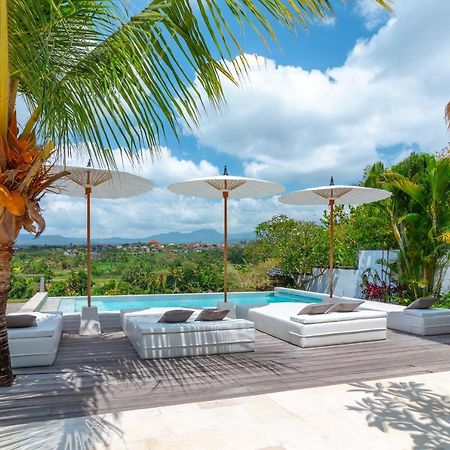 Villa Rasa Senang, With Private Cook And Pool Karangasem  Luaran gambar
