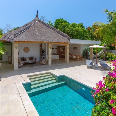 Villa Rasa Senang, With Private Cook And Pool Karangasem  Luaran gambar