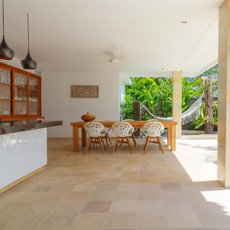 Villa Rasa Senang, With Private Cook And Pool Karangasem  Luaran gambar