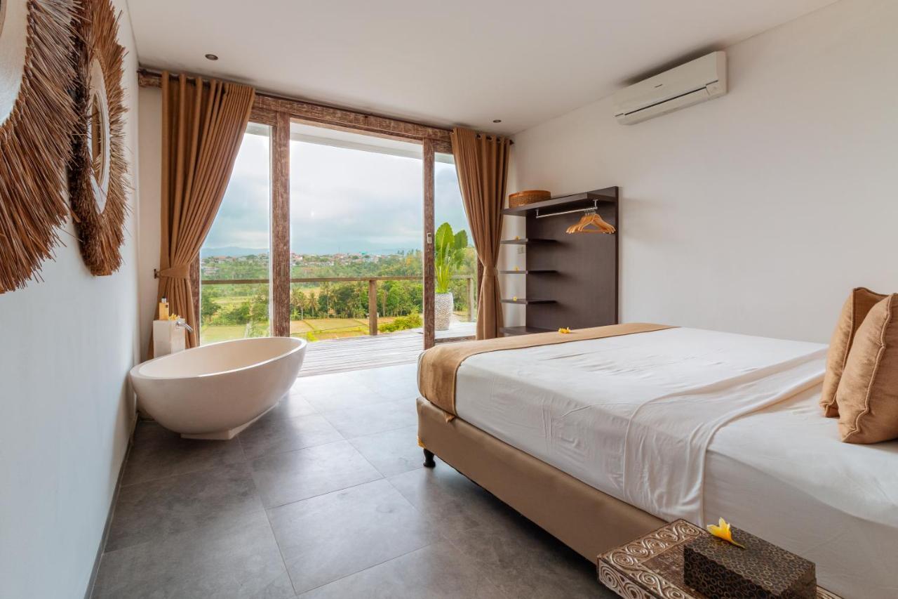 Villa Rasa Senang, With Private Cook And Pool Karangasem  Luaran gambar
