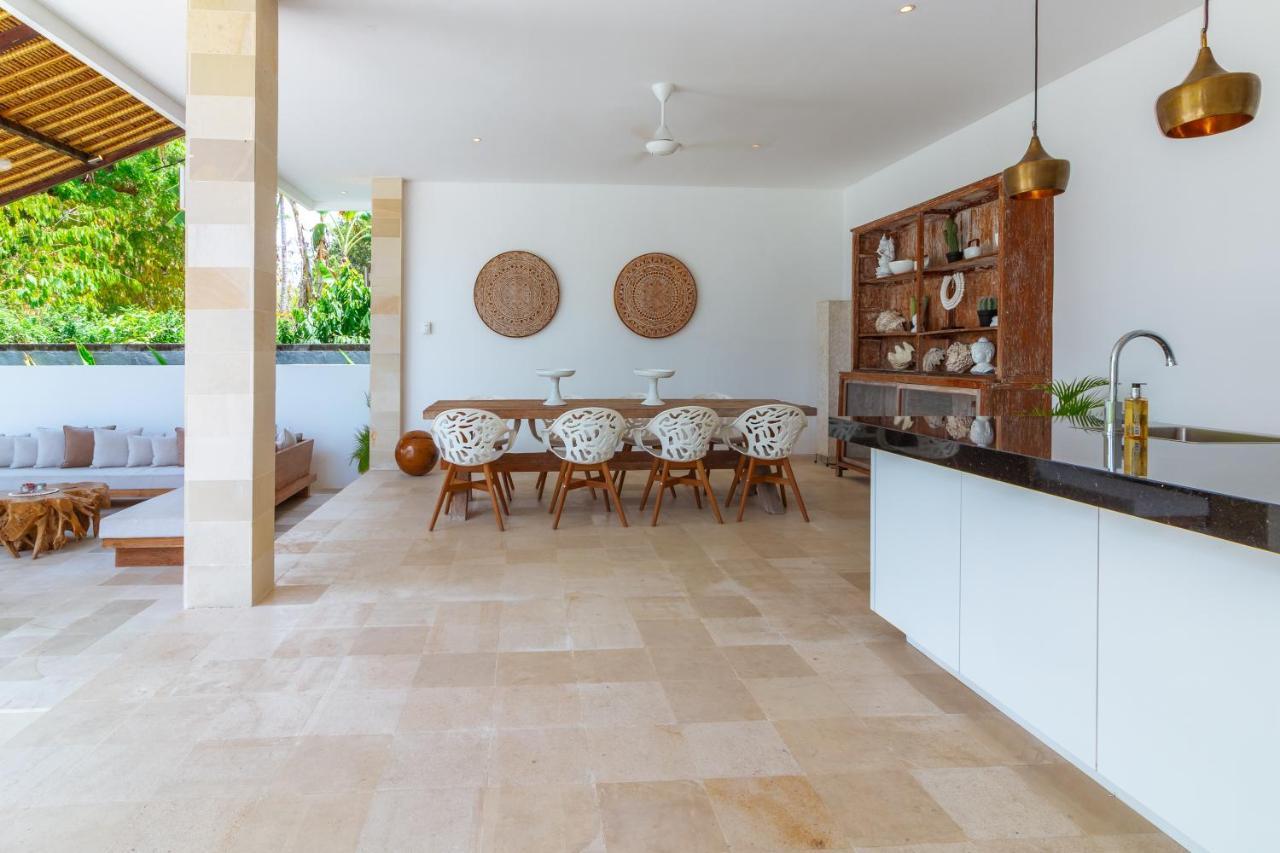 Villa Rasa Senang, With Private Cook And Pool Karangasem  Luaran gambar