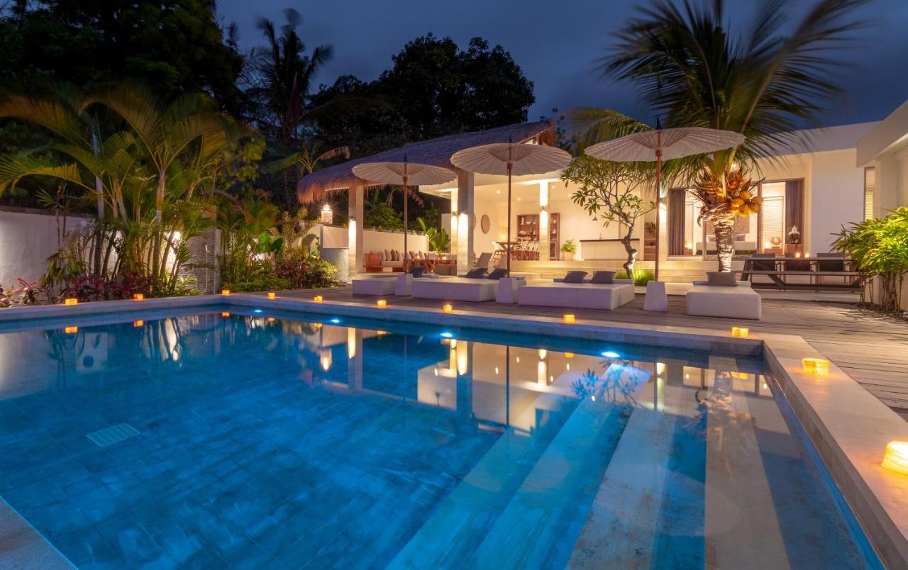 Villa Rasa Senang, With Private Cook And Pool Karangasem  Luaran gambar